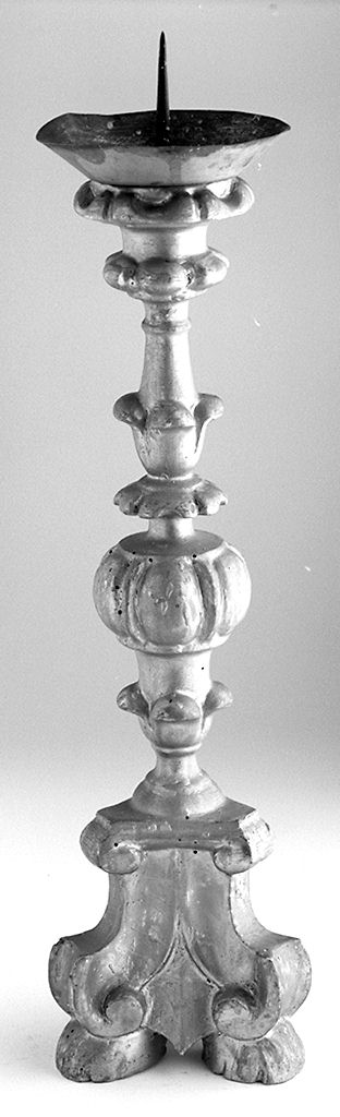 candeliere d'altare, serie - bottega fiorentina (sec. XVIII)