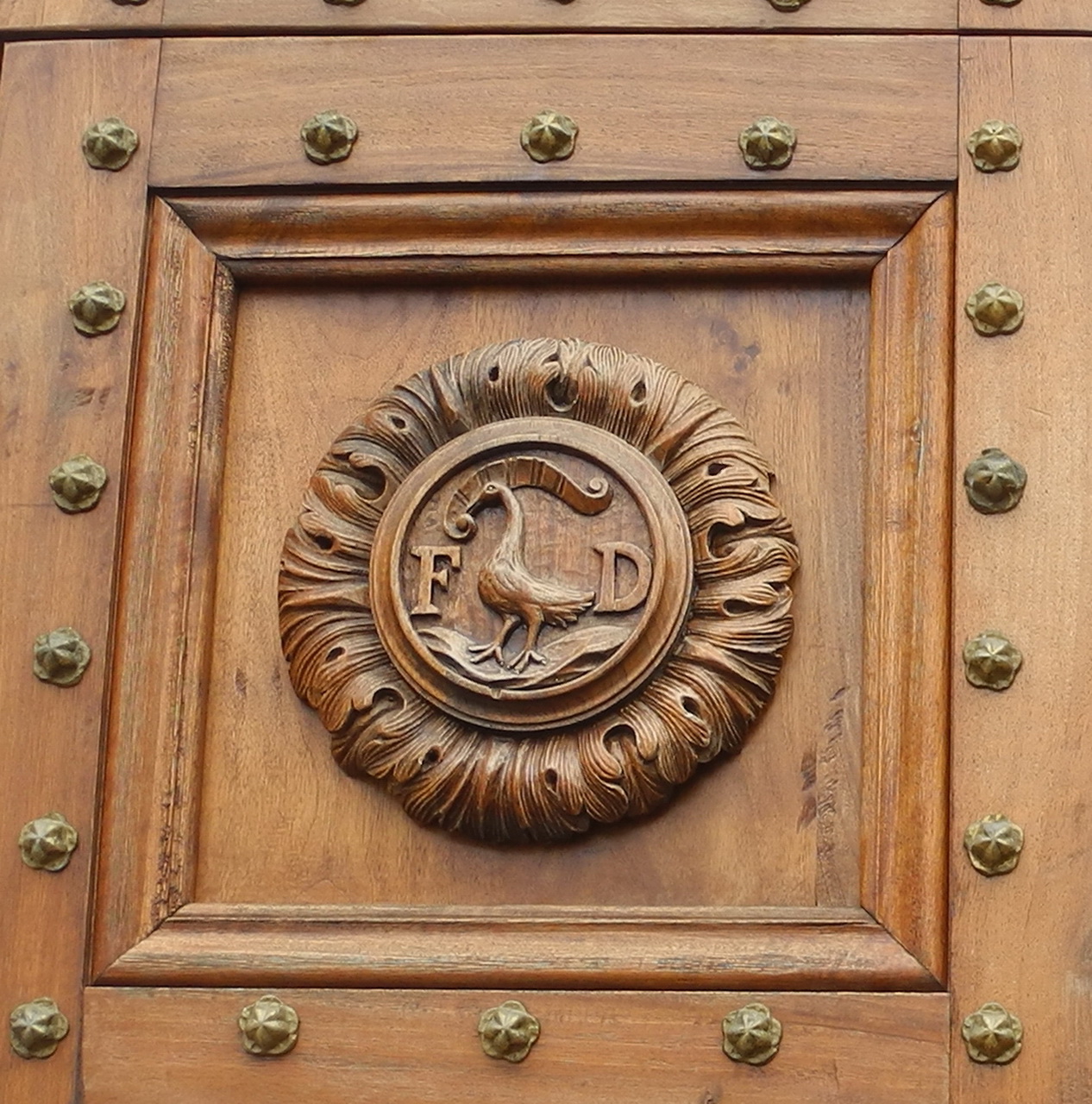 emblema (decorazione a intaglio, elemento d'insieme) di Mariotto di Paolo Sensi detto Terzuolo (attribuito) (seconda metà sec. XV)