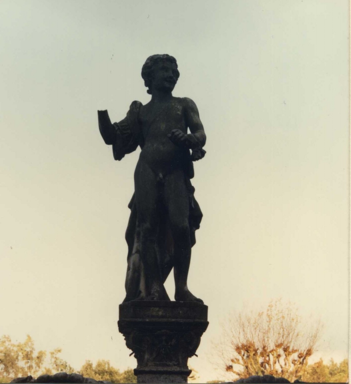 Amore che ride (statua) di Salvestrini Cosimo, Susini Francesco (sec. XVII)