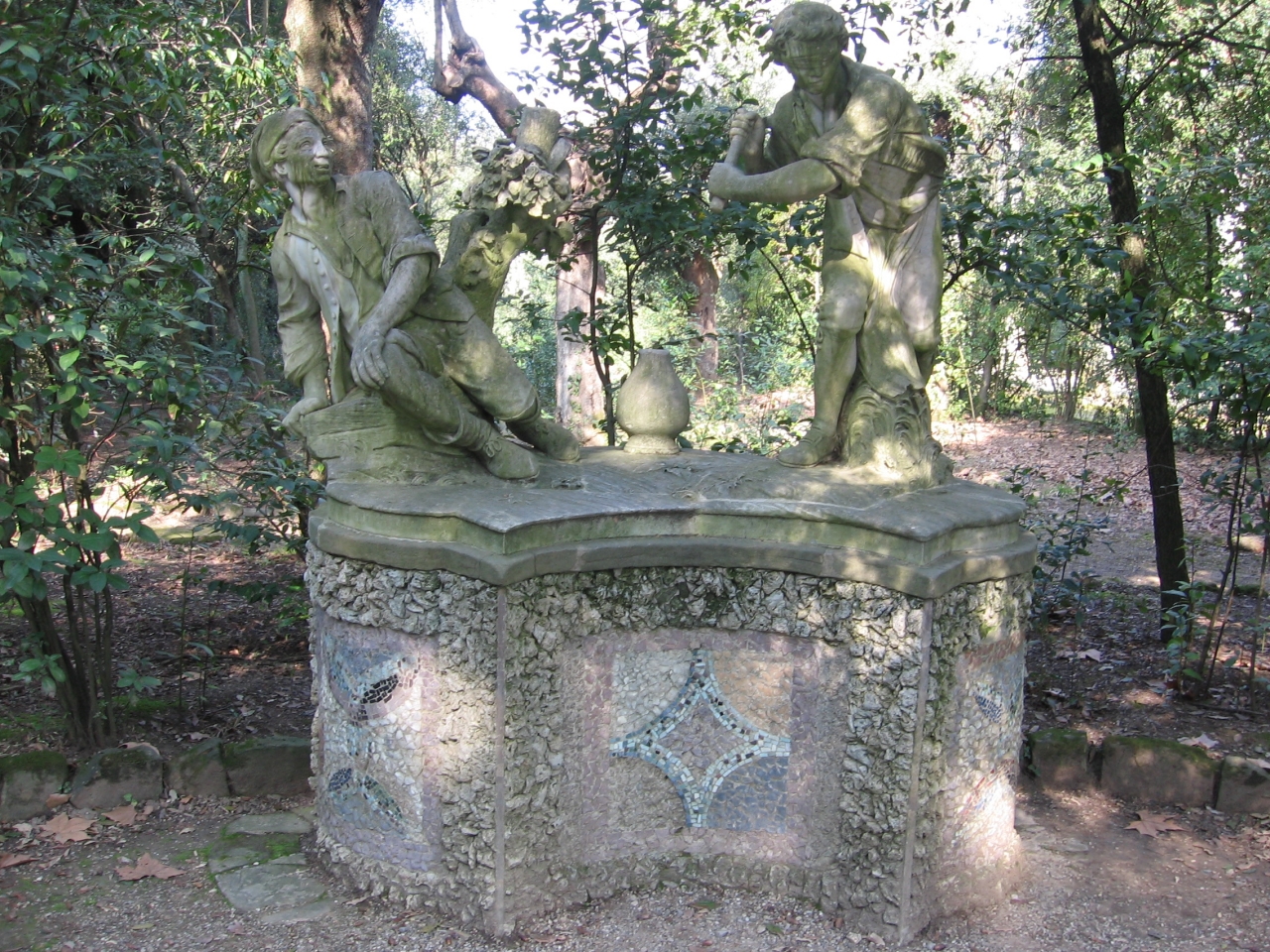 gioco della Pentolaccia (gruppo scultoreo) di Capezzuoli Giovanni Battista (sec. XVIII)