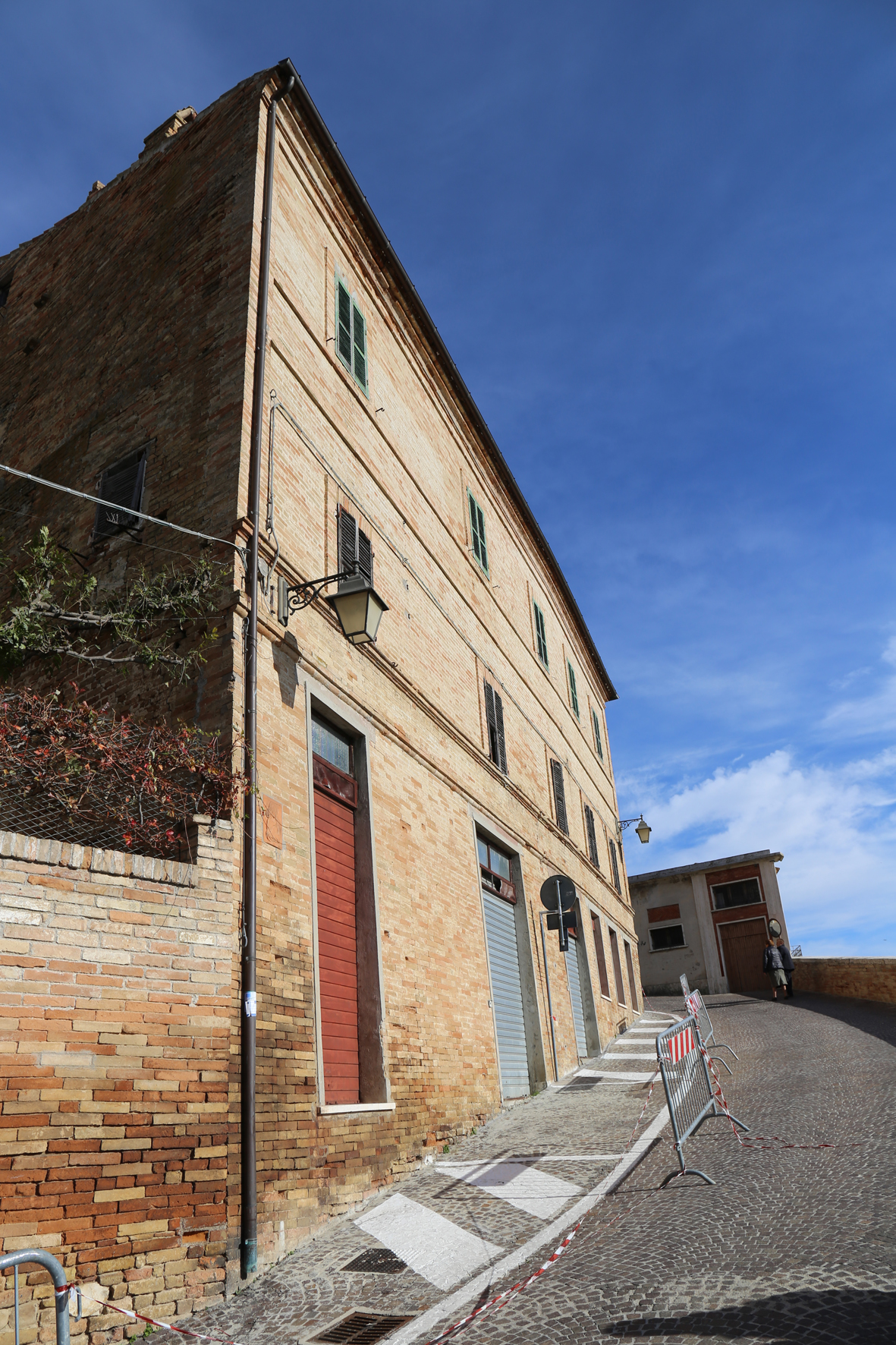 Palazzo Passali_Lucidi (palazzo, privato, fortificato) - Cossignano (AP) 