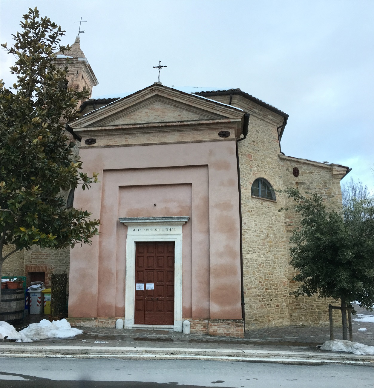 Chiesa della Vergine della Misericordia (chiesa) - Apiro (MC)  (XIV)