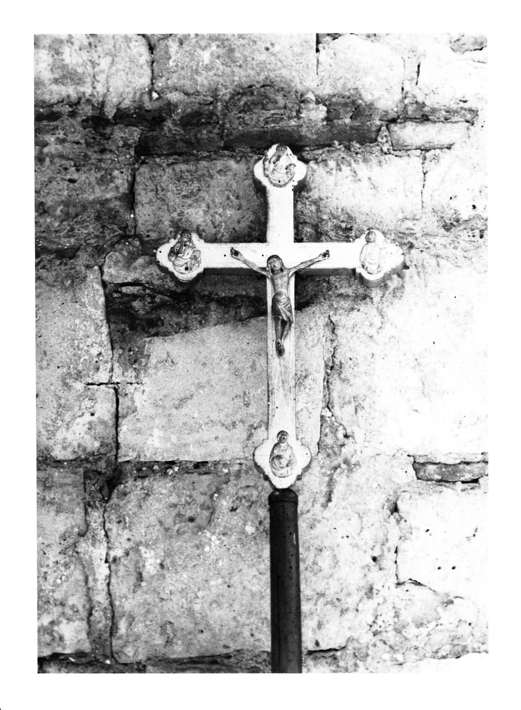 croce processionale, opera isolata - manifattura Italia centrale (sec. XIX)