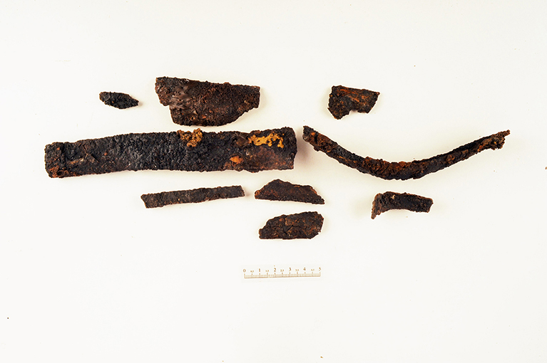 strigile/ frammenti (fine sec. IV a.C)