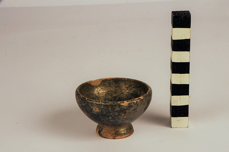 coppa - ambito daunio (secc. III-II a.C)