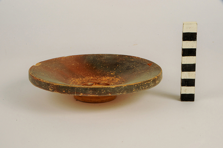 piatto - ambito daunio (sec. III a.C)