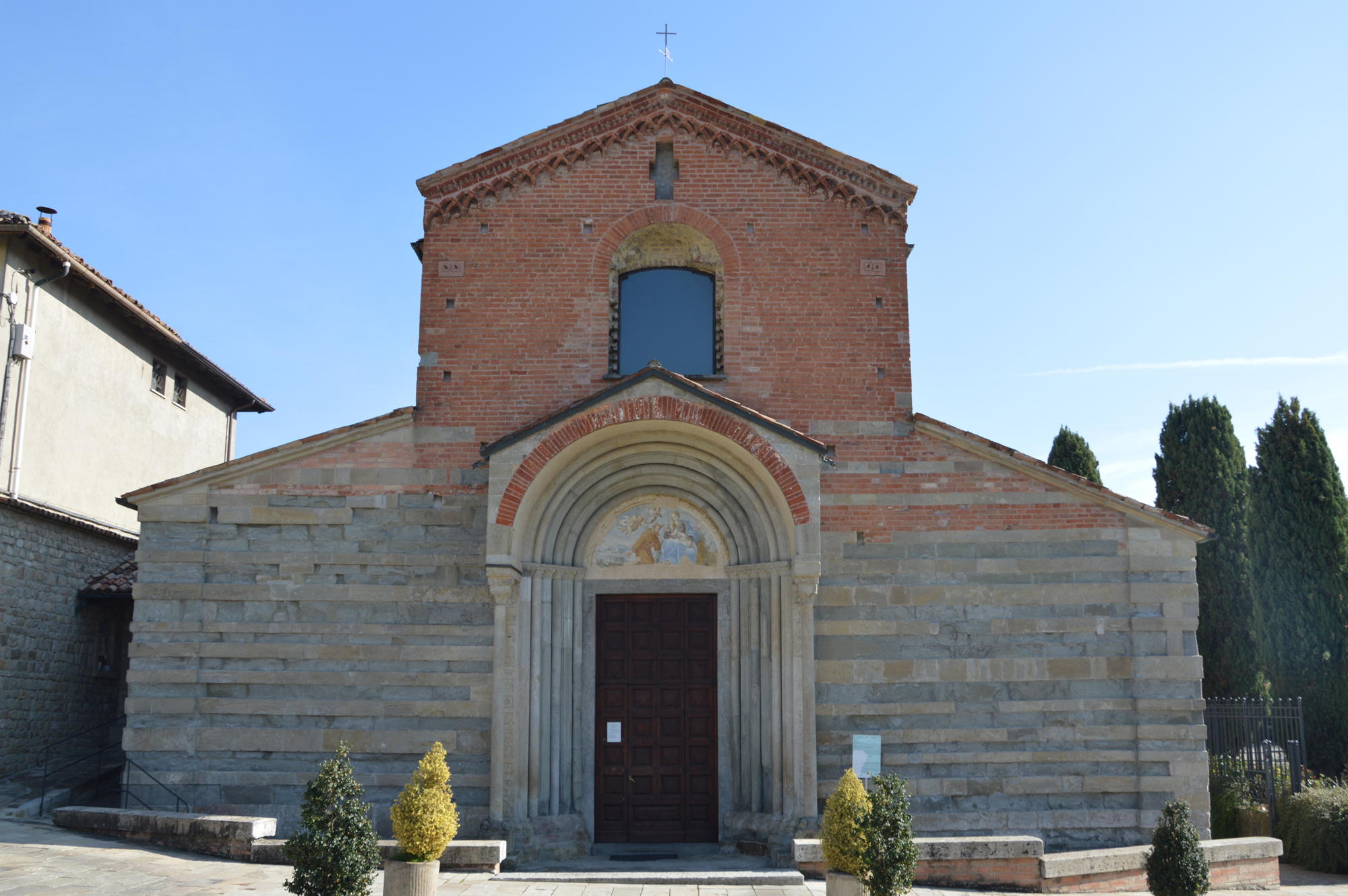 Chiesa di S. Germano o "dei Cappuccini" (a) (chiesa, ed annessi rustici) - Varzi (PV) 