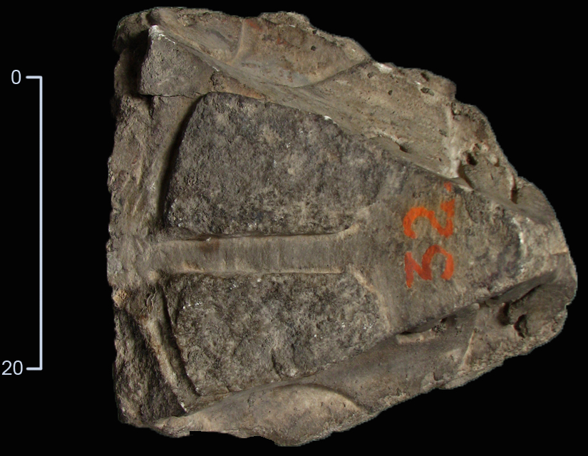 frammento/ capitello (seconda metà II d.C)