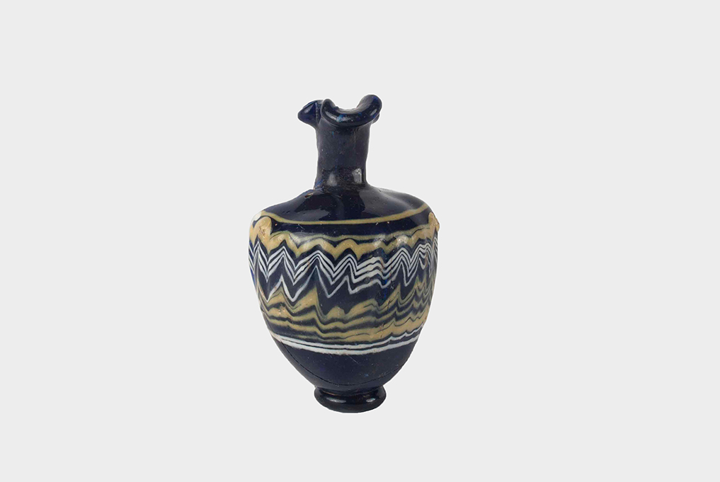 oinochoe/ a bocca trilobata (secc. III/ II a.C)