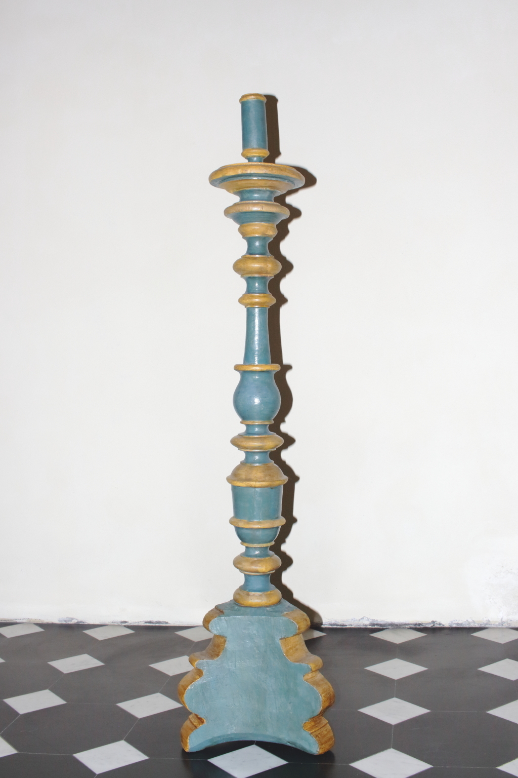 Candelabro per il cero pasquale