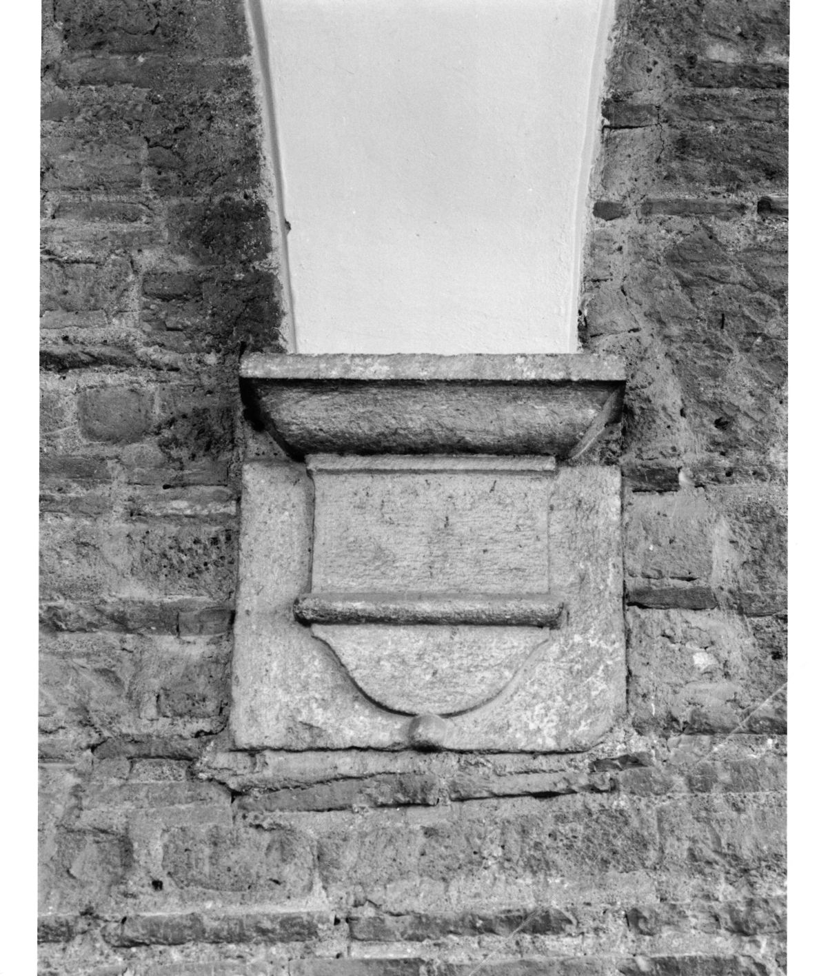 modiglione, serie - bottega italiana (fine/ inizio secc. XV/ XVI)