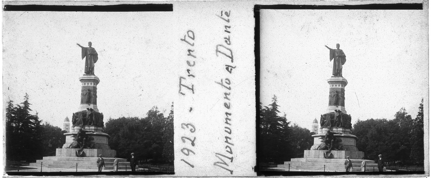 Monumento (positivo stereoscopico) di Anonimo (XX)
