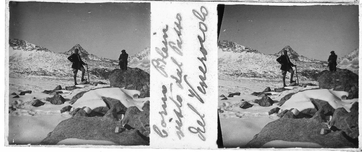 Tre uomini su cime innevate (positivo stereoscopico) di Anonimo (XX)