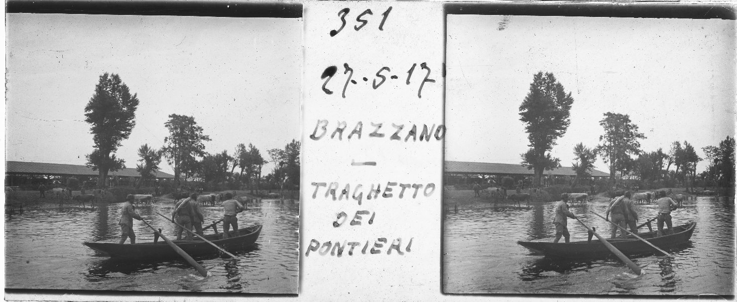 Uomini in barca su fiume (positivo stereoscopico) di Anonimo (XX)