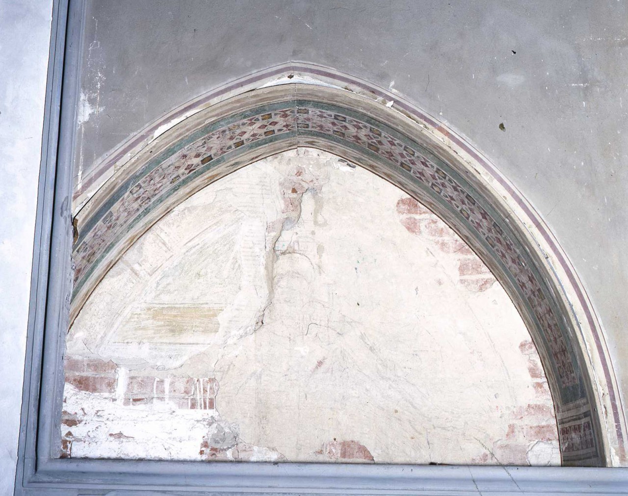 motivi decorativi geometrici (dipinto murale) - ambito fiorentino (terzo quarto sec. XIV)