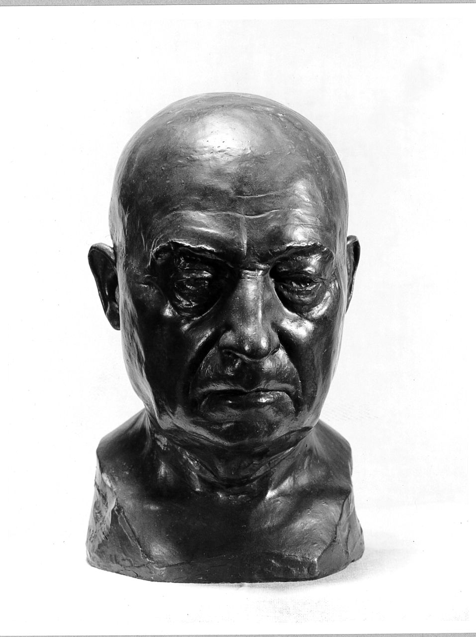 Il giardiniere, testa d'uomo (scultura) di Ciampi Alimondo (sec. XX)