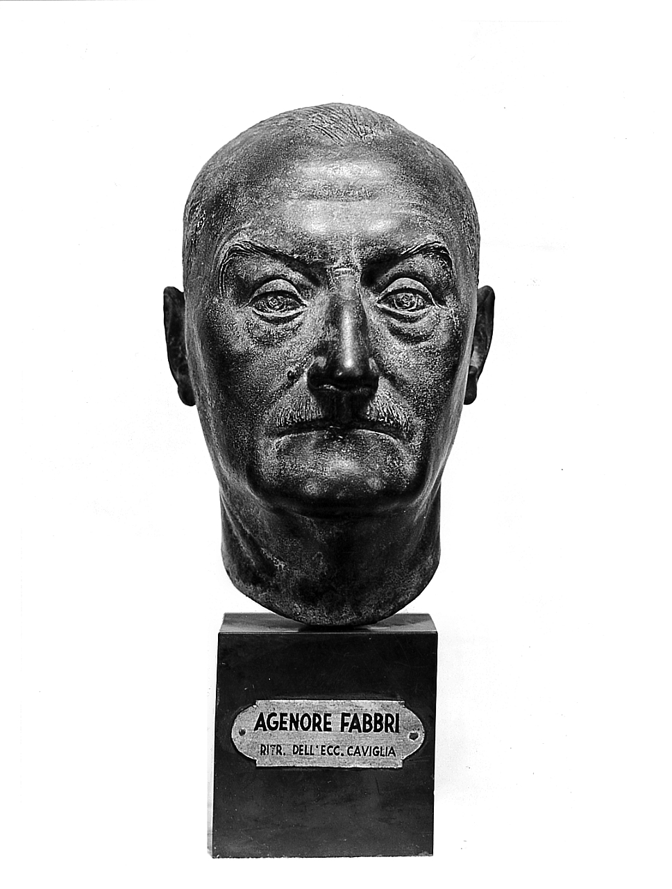 Ritratto del maresciallo Caviglia, testa d'uomo (scultura) di Fabbri Agenore (sec. XX)