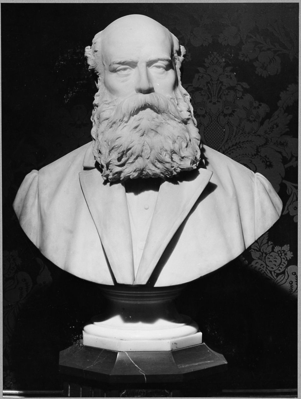 busto ritratto dell'avvocato Alfredo Ambrosiano (scultura) di Romanelli Romano (primo quarto sec. XX)