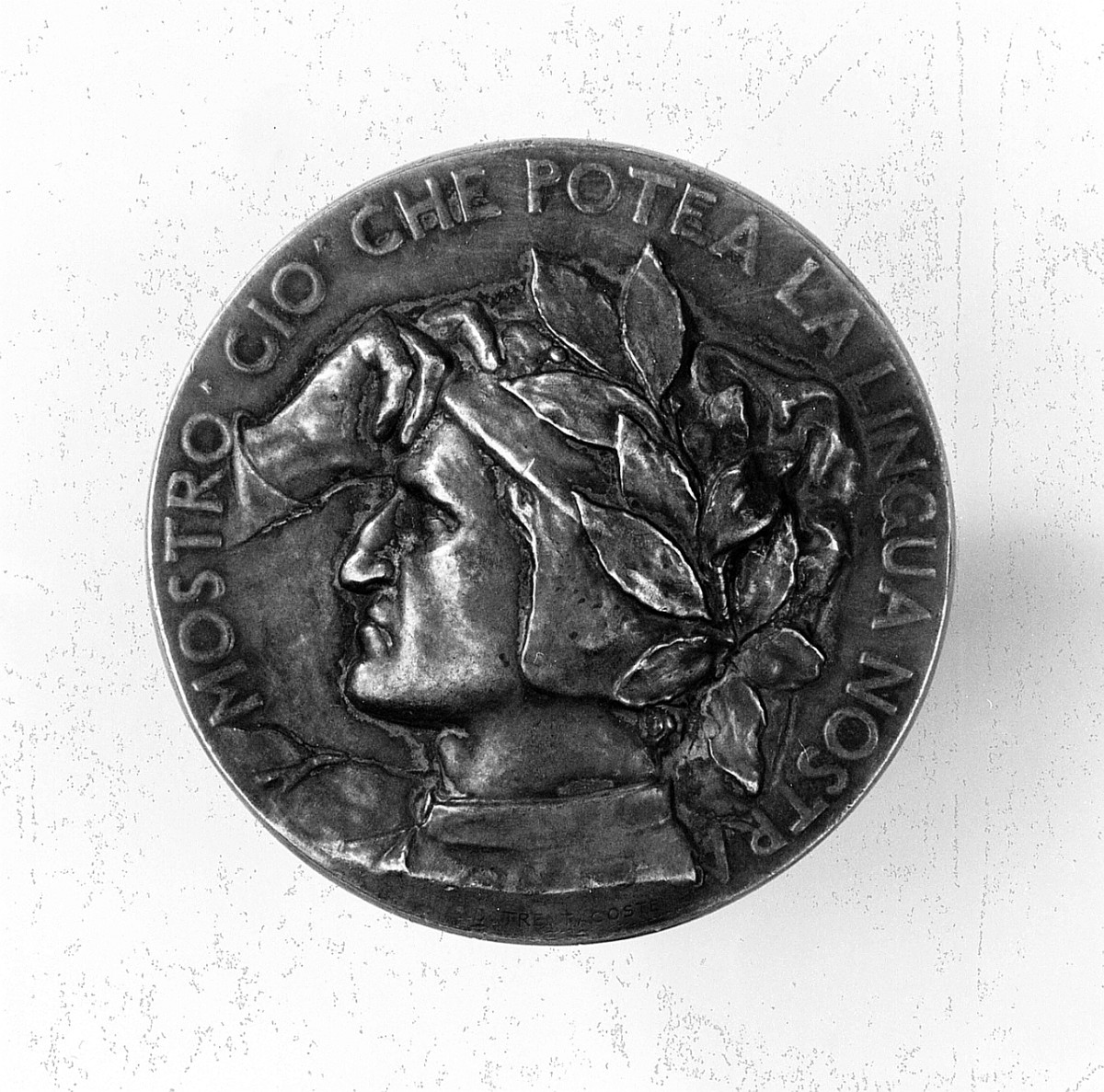 ritratto di Dante (medaglia) di Trentacoste Domenico (sec. XX)