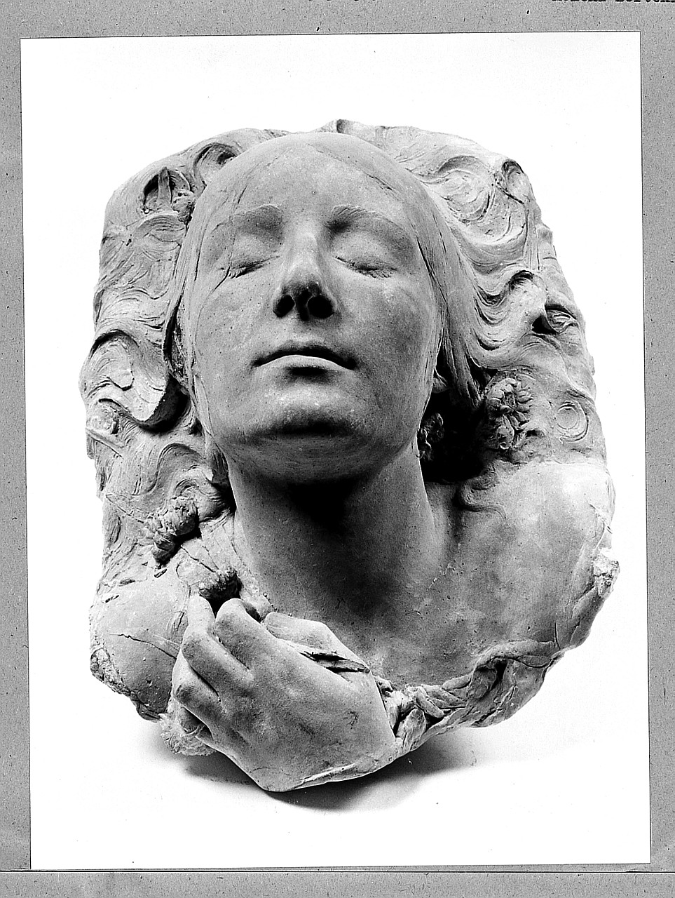 Ofelia, testa di donna (scultura) di Trentacoste Domenico (sec. XIX)