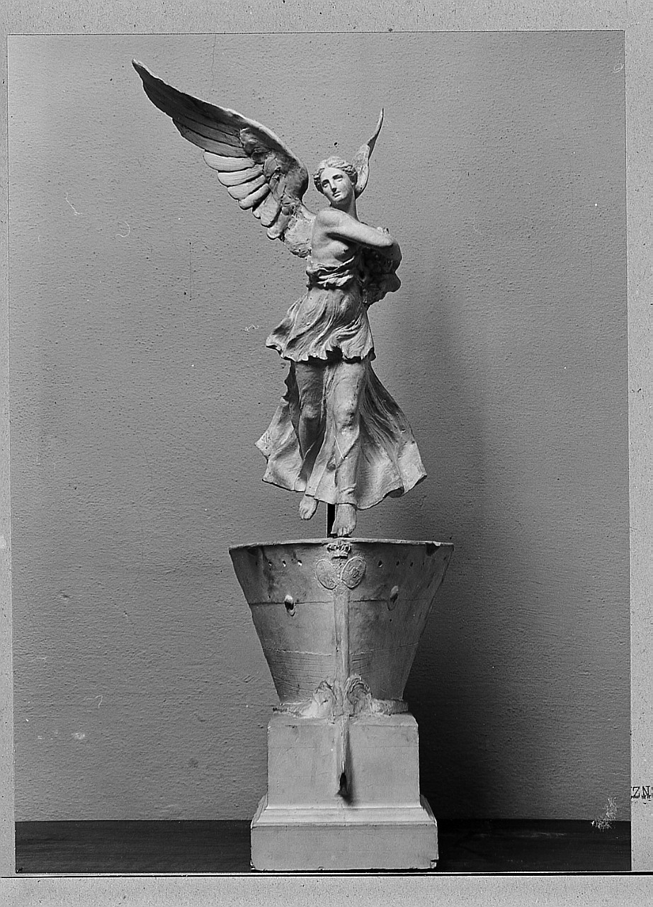 Vittoria (scultura) di Trentacoste Domenico (sec. XX)