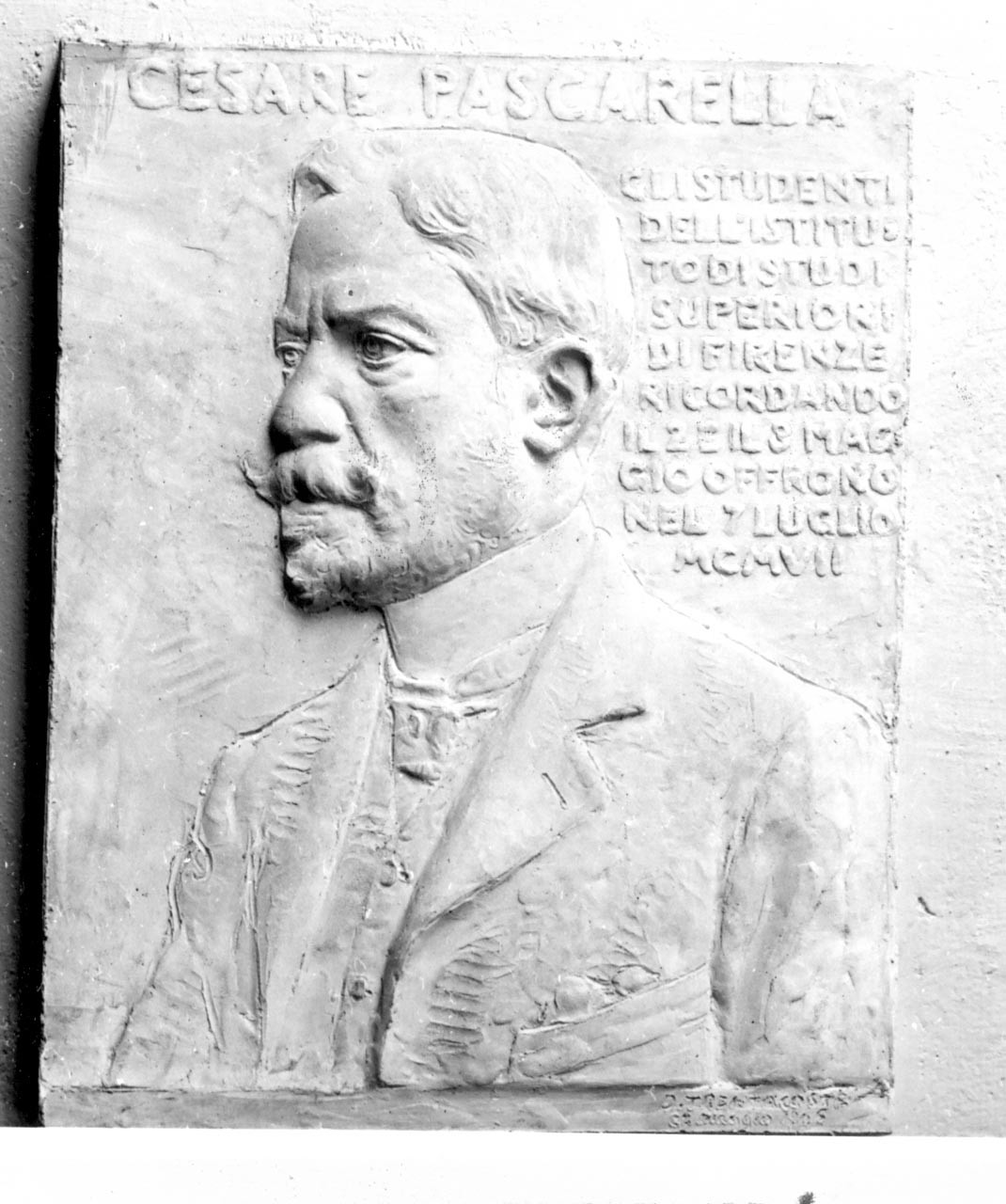 ritratto di Cesare Pascarella (rilievo) di Trentacoste Domenico (sec. XX)