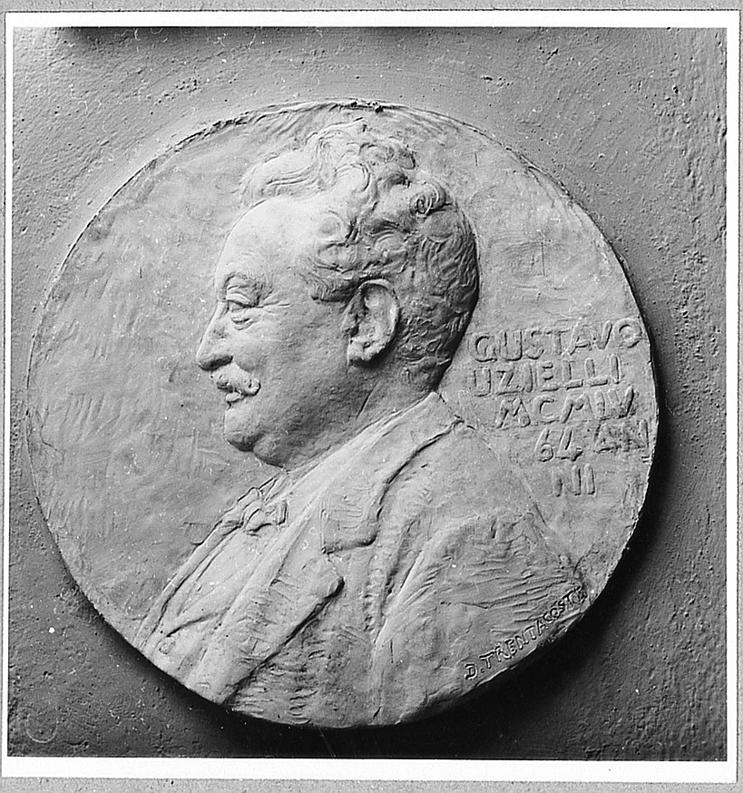 ritratto di Gustavo Uzielli (rilievo) di Trentacoste Domenico (sec. XX)