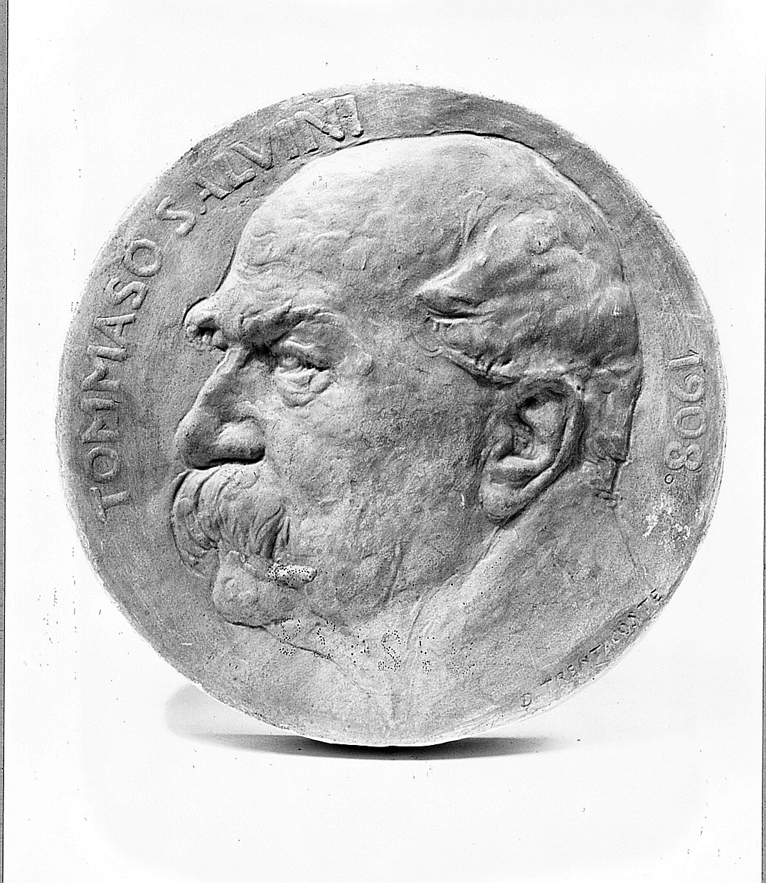 ritratto di Tommaso Salvini (rilievo) di Trentacoste Domenico (sec. XX)