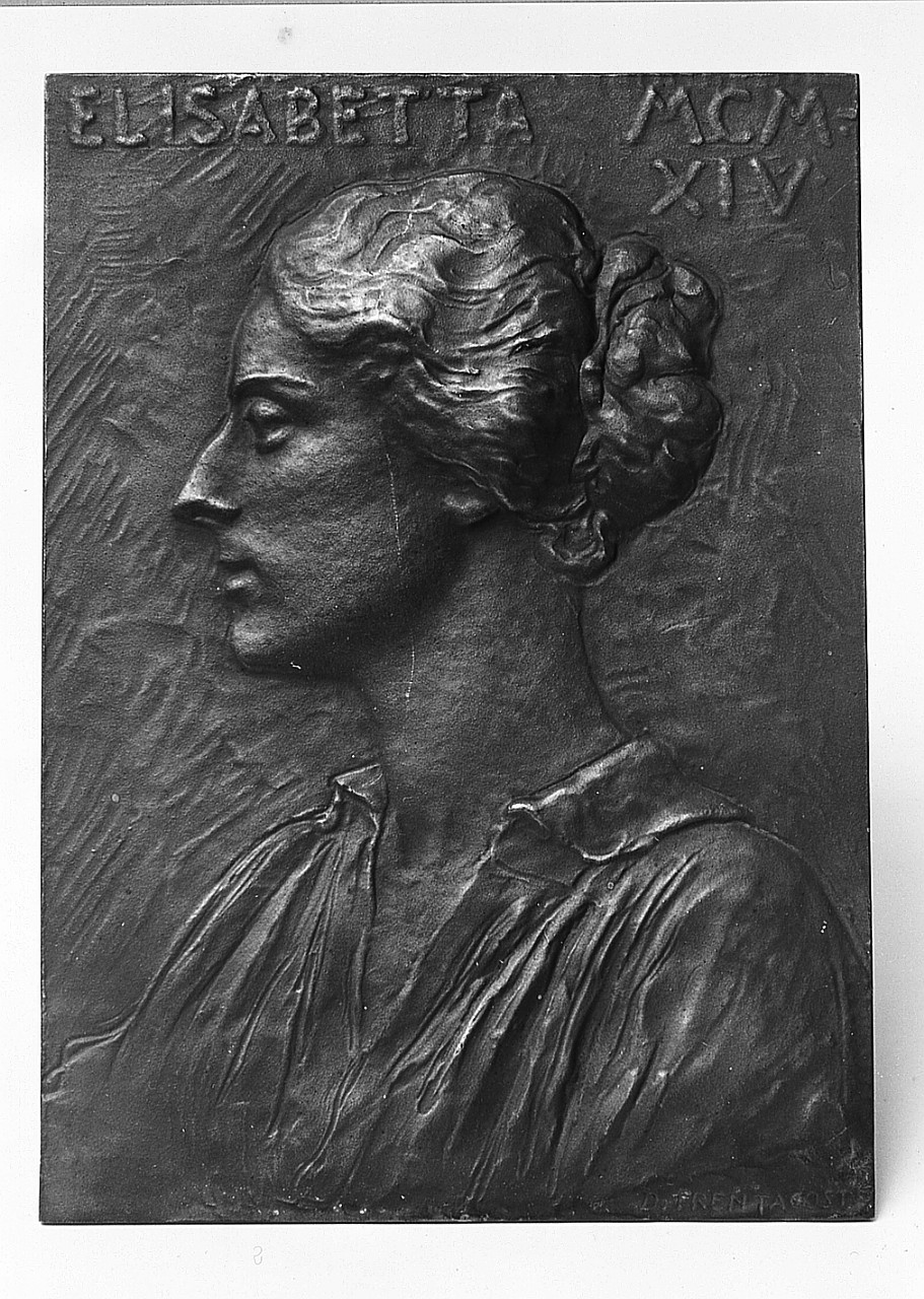 ritratto di Elisabetta Piccolellis (rilievo) di Trentacoste Domenico (sec. XX)