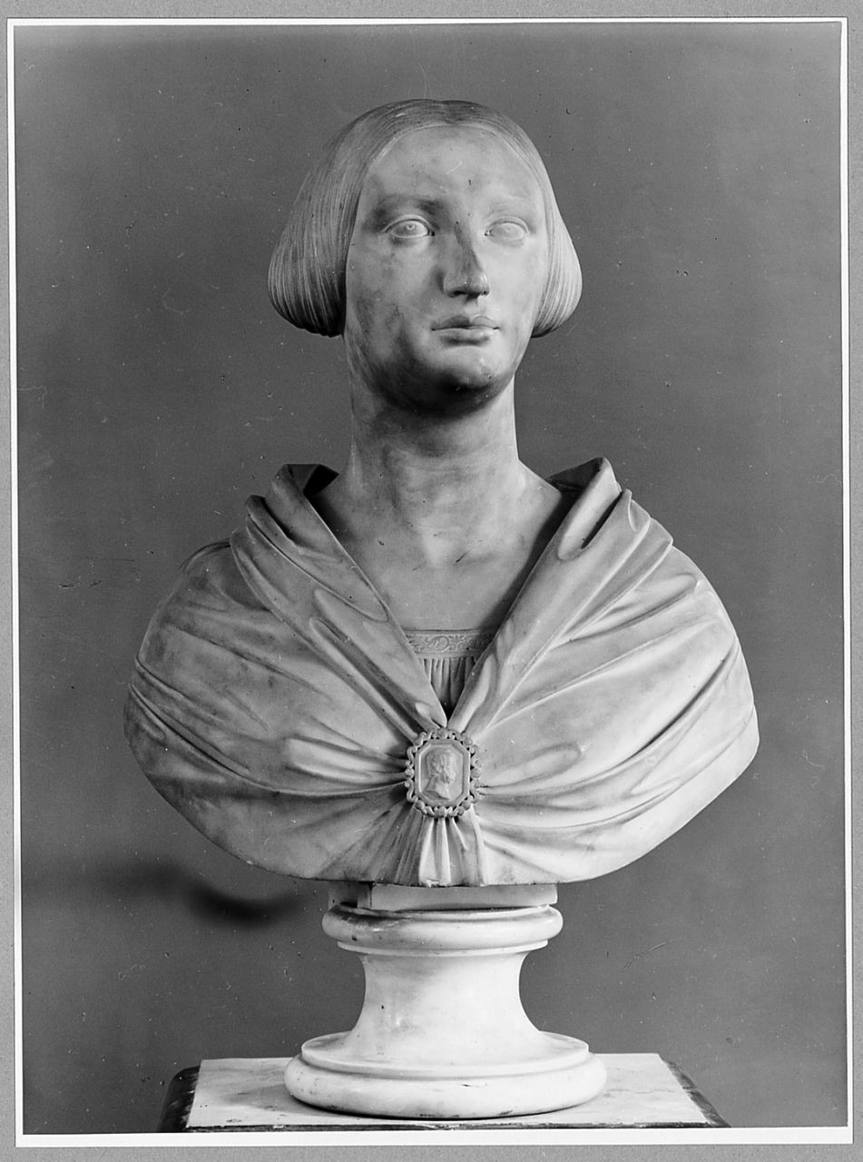 ritratto dell'Arciduchessa Augusta Ferdinanda di Lorena (scultura) di Pampaloni Luigi (sec. XIX)