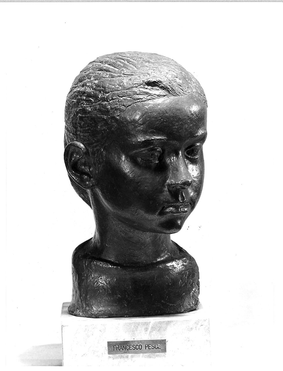 ritratto di bambina (bronzetto) di Pesce Francesco (sec. XX)