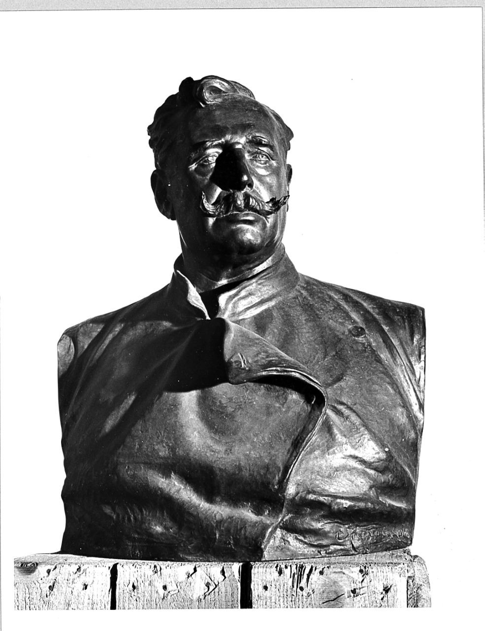 busto ritratto di Ettore Ximenes (scultura) di Ximenes Ettore (sec. XX)