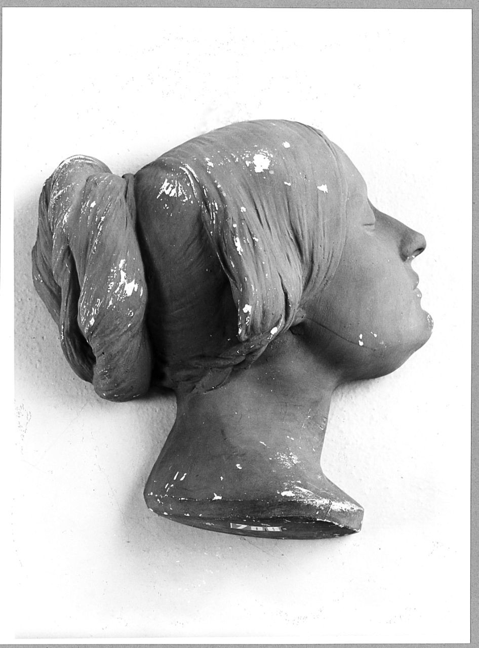 testa di donna (calco) di Ancillotti Goretti Beatrice (sec. XX)