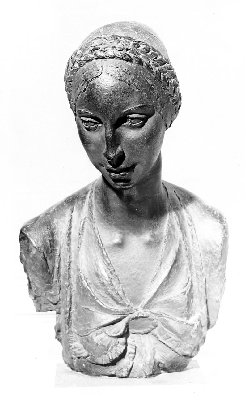 Ritratto di Camilla Roatta (statua) di Andreotti Libero (sec. XX)