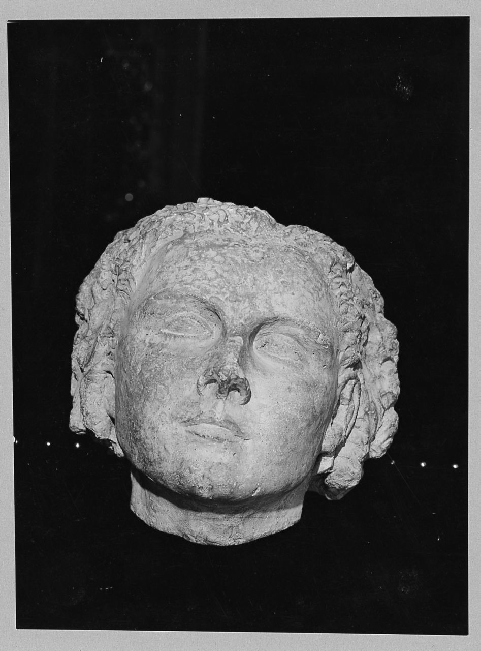 testa di fanciulla (scultura) di Bedarida Laura Franca (sec. XX)