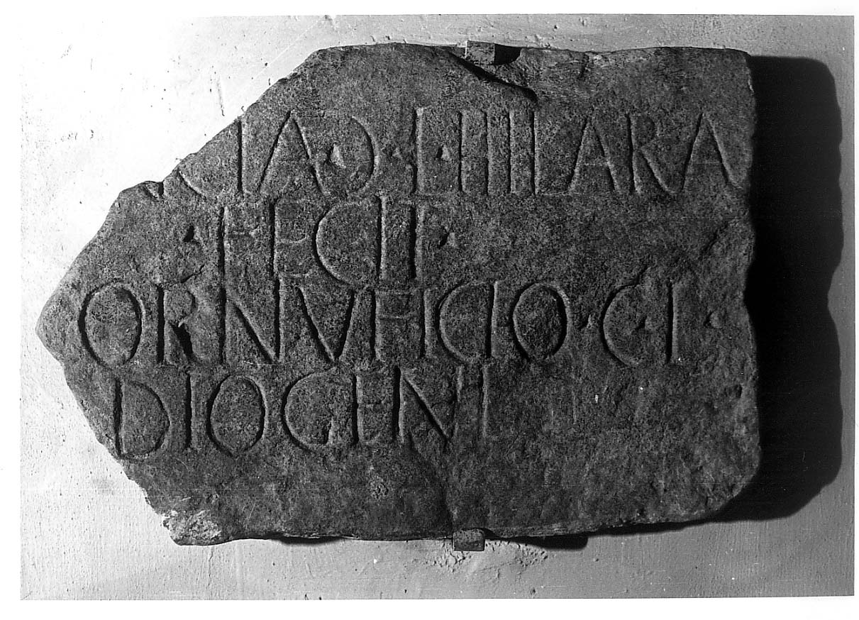 lastra iscritta, iscrizione funeraria, (epitafio) [-] Cornuficius C.l. Diogenes - epoca romana (secc I aC- I dC)