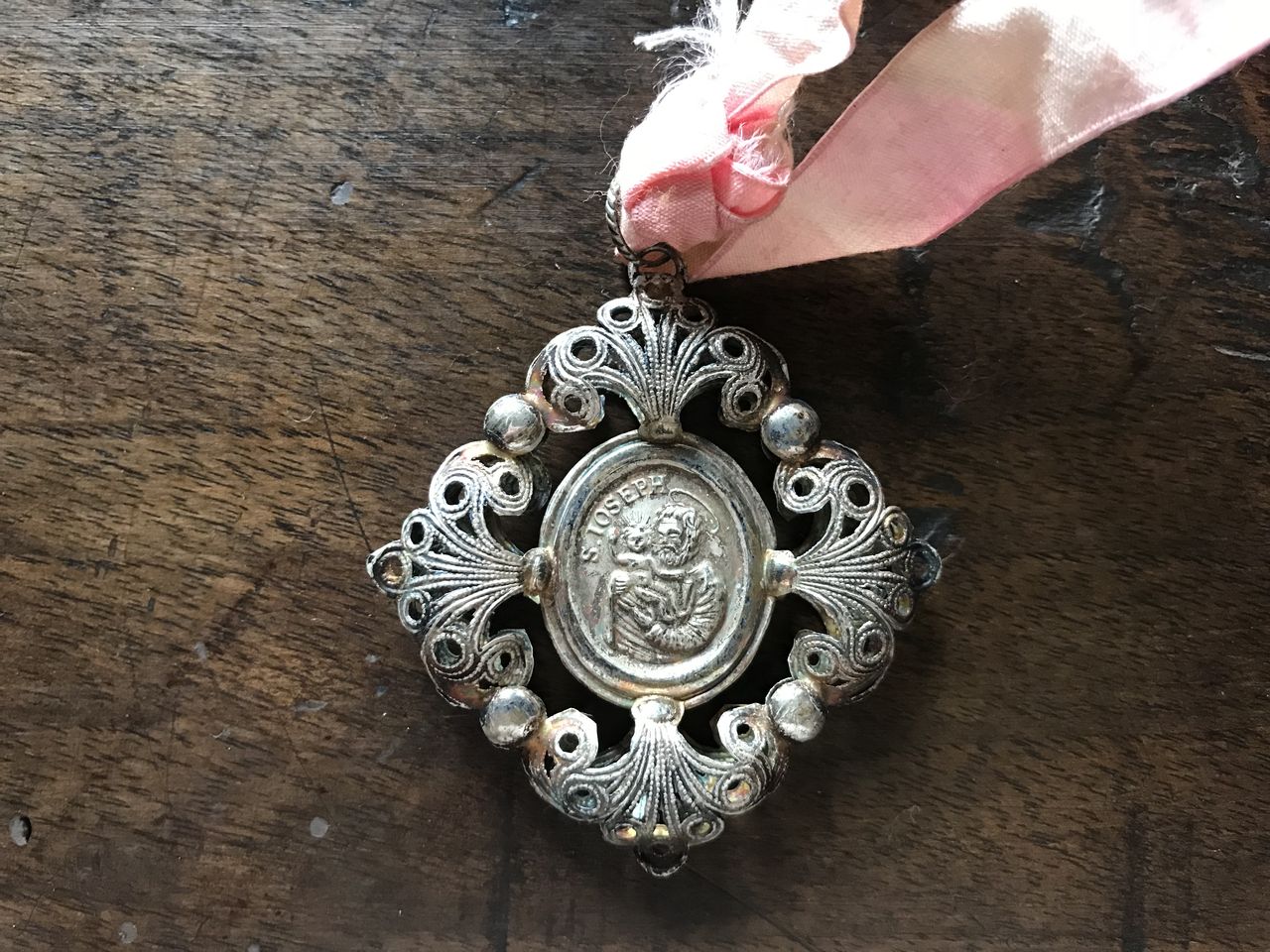 San Giuseppe con Gesù Bambino, Madonna con Bambino (medaglia devozionale) - bottega fiorentina (prima metà sec. XIX)