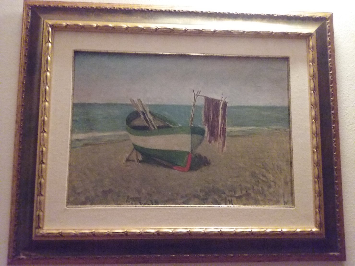 Spiaggia viareggina, Barca sulla spiaggia (dipinto) di Malesci Giovanni (attribuito) (sec. XX)