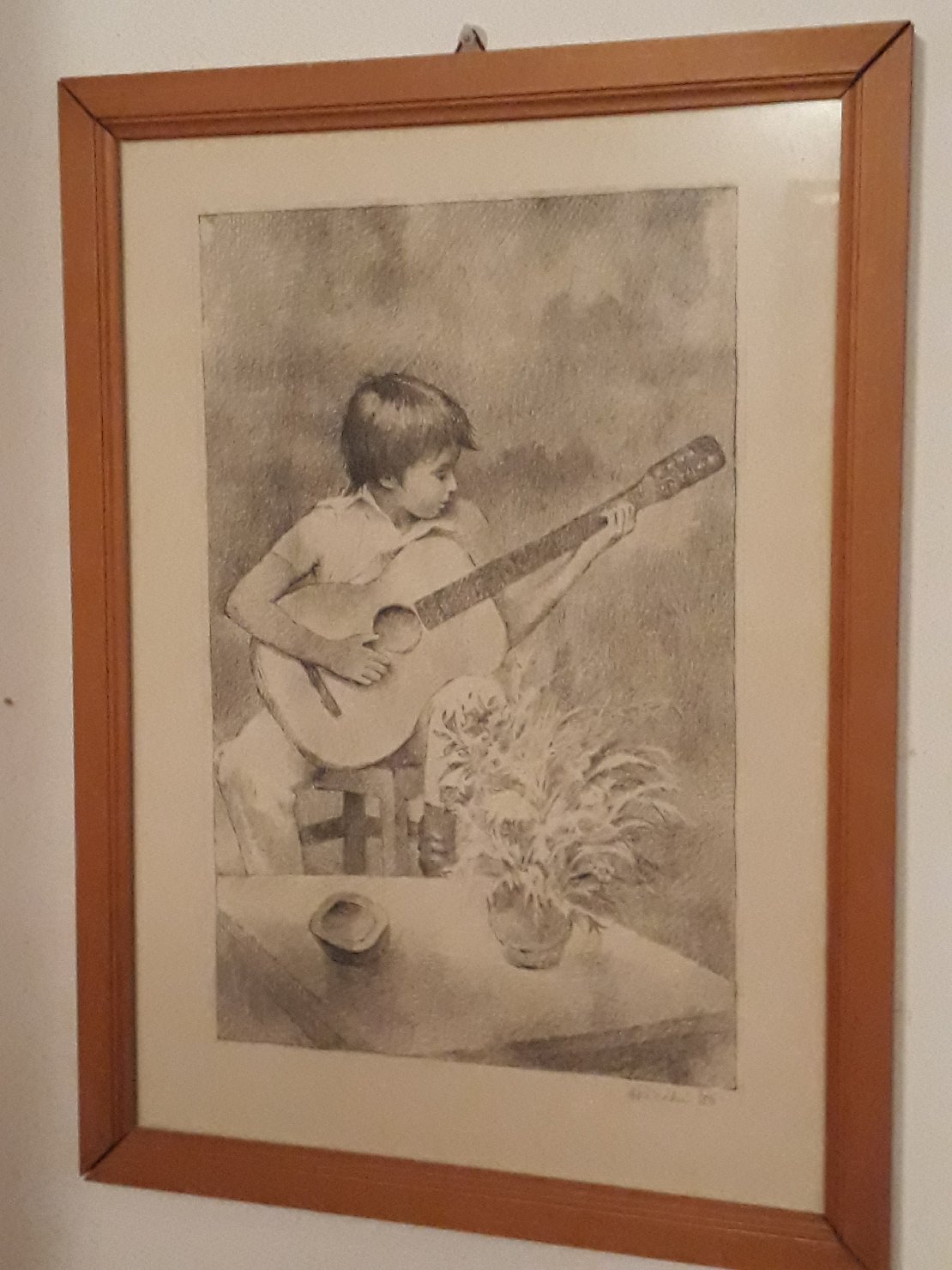 Bambino con chitarra, Un bambino che suona la chitarra (litografia) di Anchise Picchi (attribuito) (sec. XX)