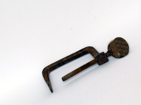 morsetto con vite a farfalla - ambito locale