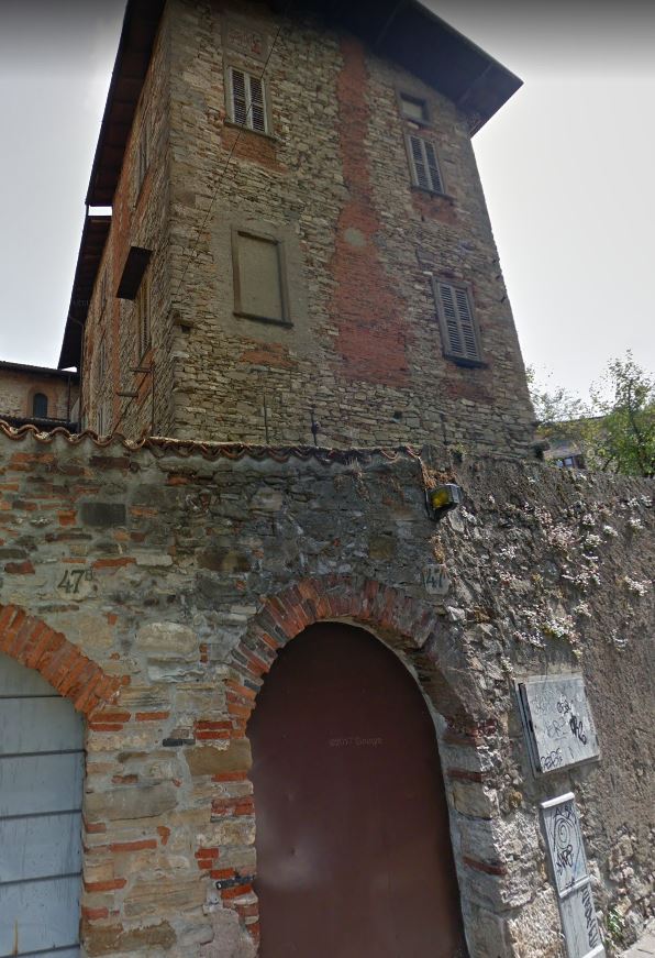 Porta medievale di "Sub-Foppis" al Pozzo Bianco (porta-torre) - Bergamo (BG) 