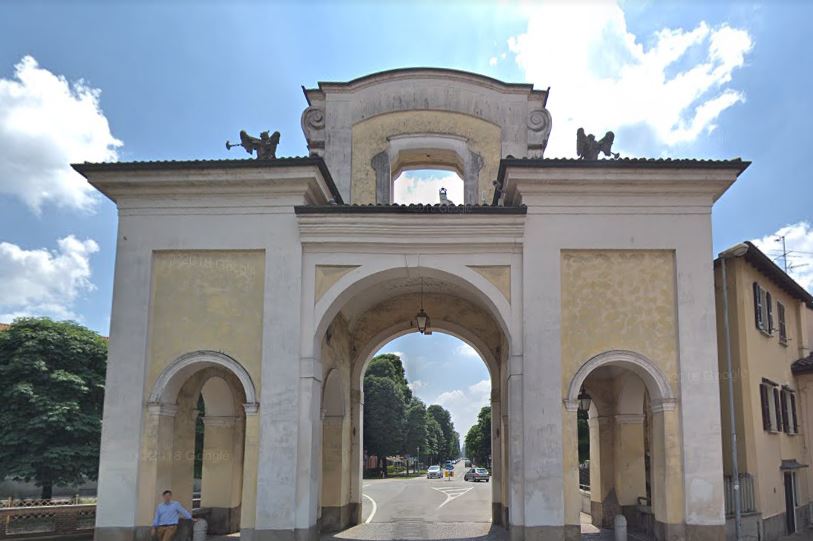 Porta Nuova (Arco al viale del Santuario) (porta, urbica) - Caravaggio (BG) 