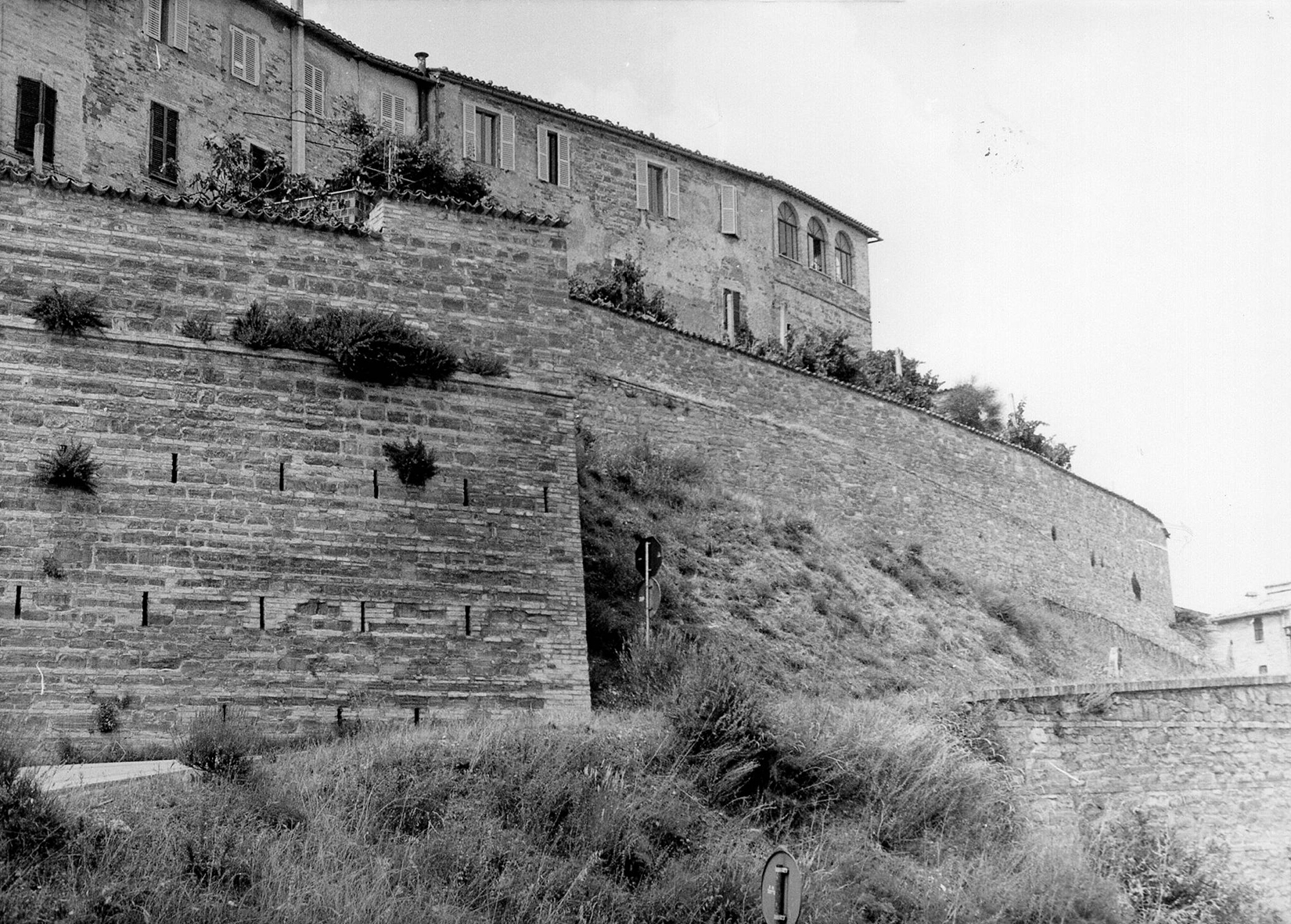 Mura urbiche (mura, urbiche) - Belforte del Chienti (MC) 