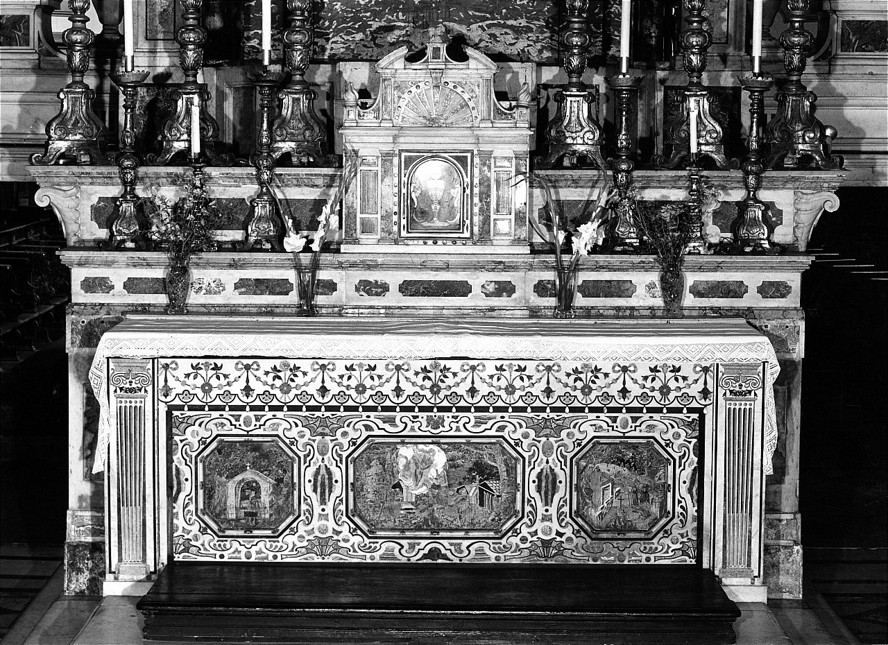altare - a blocco di Gargiolli Francesco (primo quarto sec. XVII)