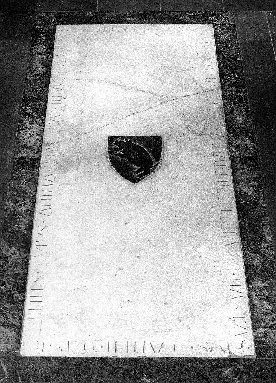 stemma gentilizio Porcellini (lastra tombale) - bottega fiorentina (terzo quarto sec. XIV)
