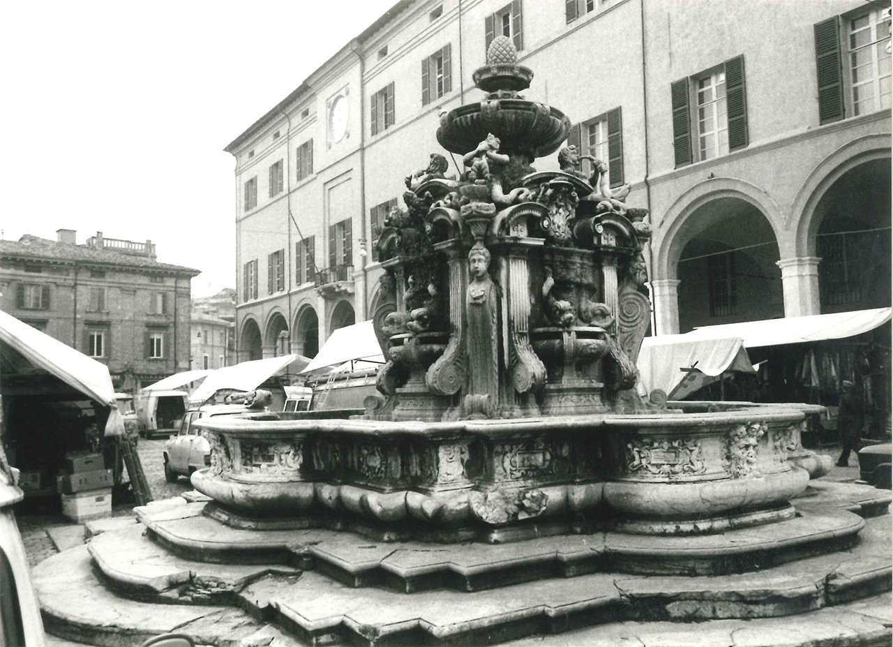 Fontana Masini (fontana) - Cesena (FC) 