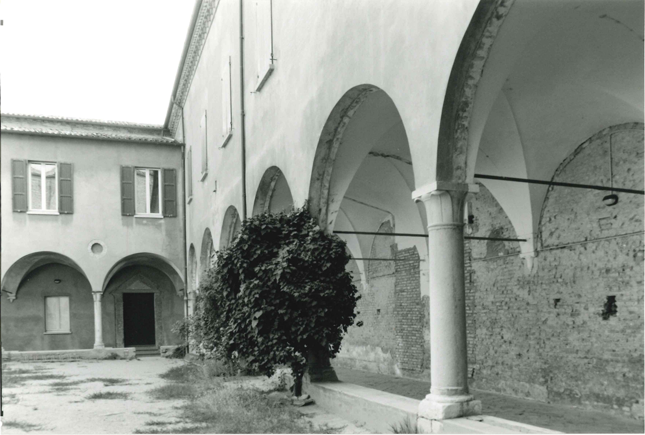 Ex Convento di San Domenico (convento, domenicano) - Cesena (FC)  <br>Condizioni d'uso: <a class='link-esterno' href='https://docs.italia.it/italia/icdp/icdp-pnd-circolazione-riuso-docs/it/v1.0-giugno-2022/testo-etichetta-BCS.html' target='_bcs'>Beni Culturali Standard (BCS)</a>