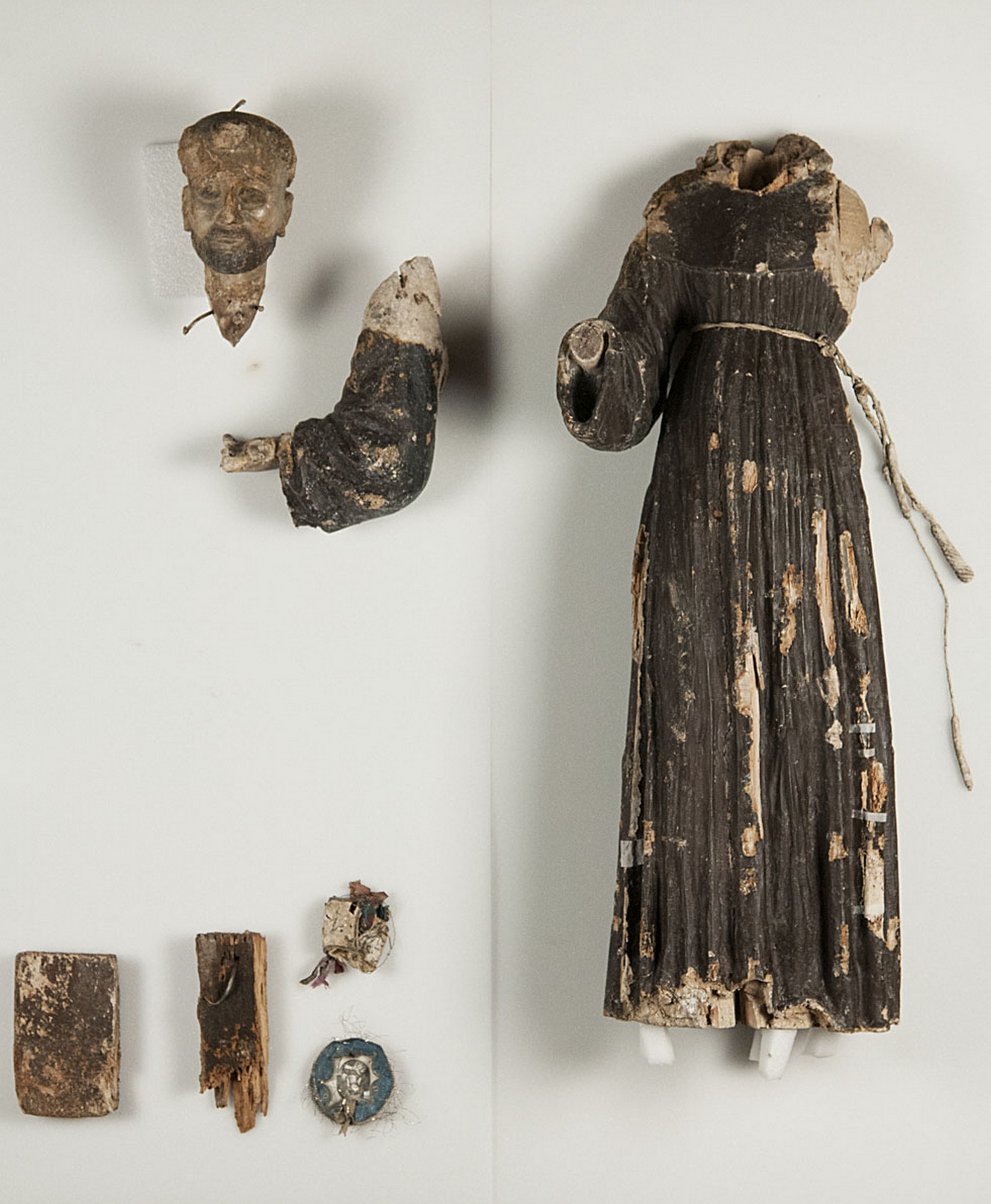 santo francescano (scultura lignea, opera isolata) - bottega Italia centrale (prima metà XVII)