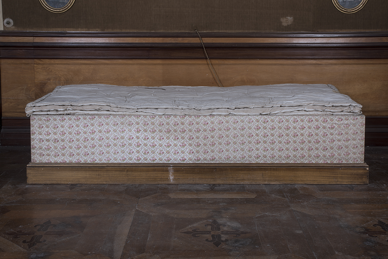 soggetto assente (letto, opera isolata) - ambito piemontese (prima metà XX)