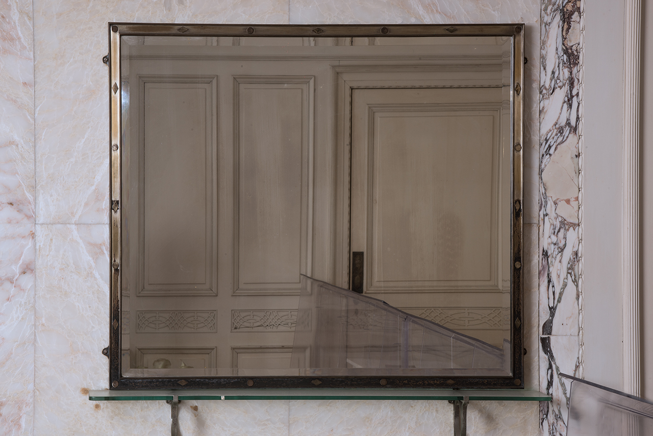 soggetto assente (specchiera, opera isolata) - ambito piemontese (primo quarto XX)